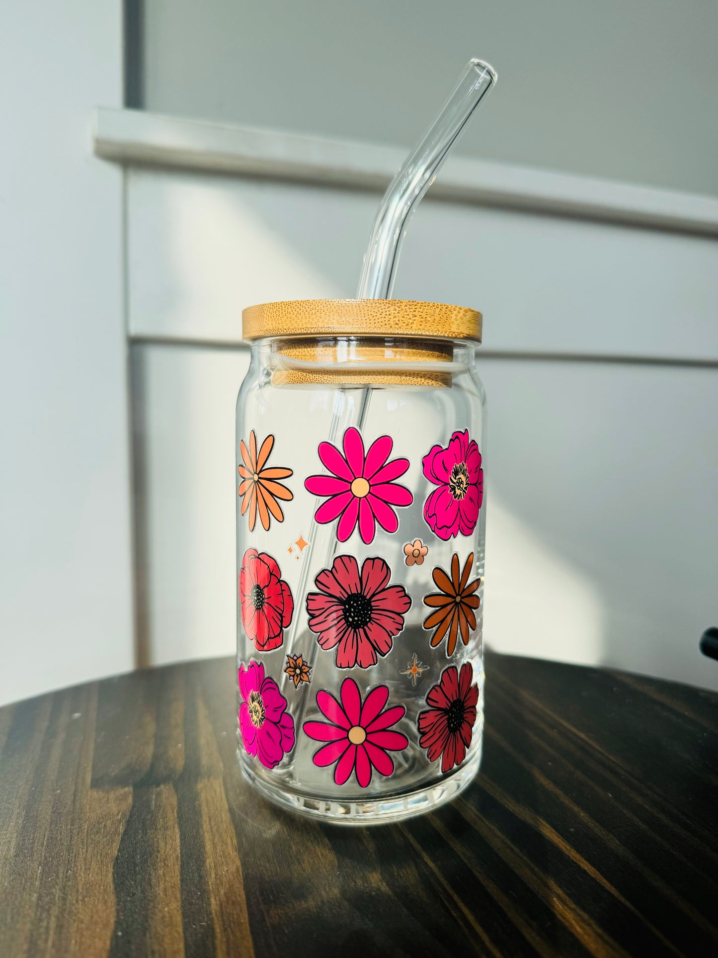 Retro Flowers 16oz Libbey Glass with Lid and Straw