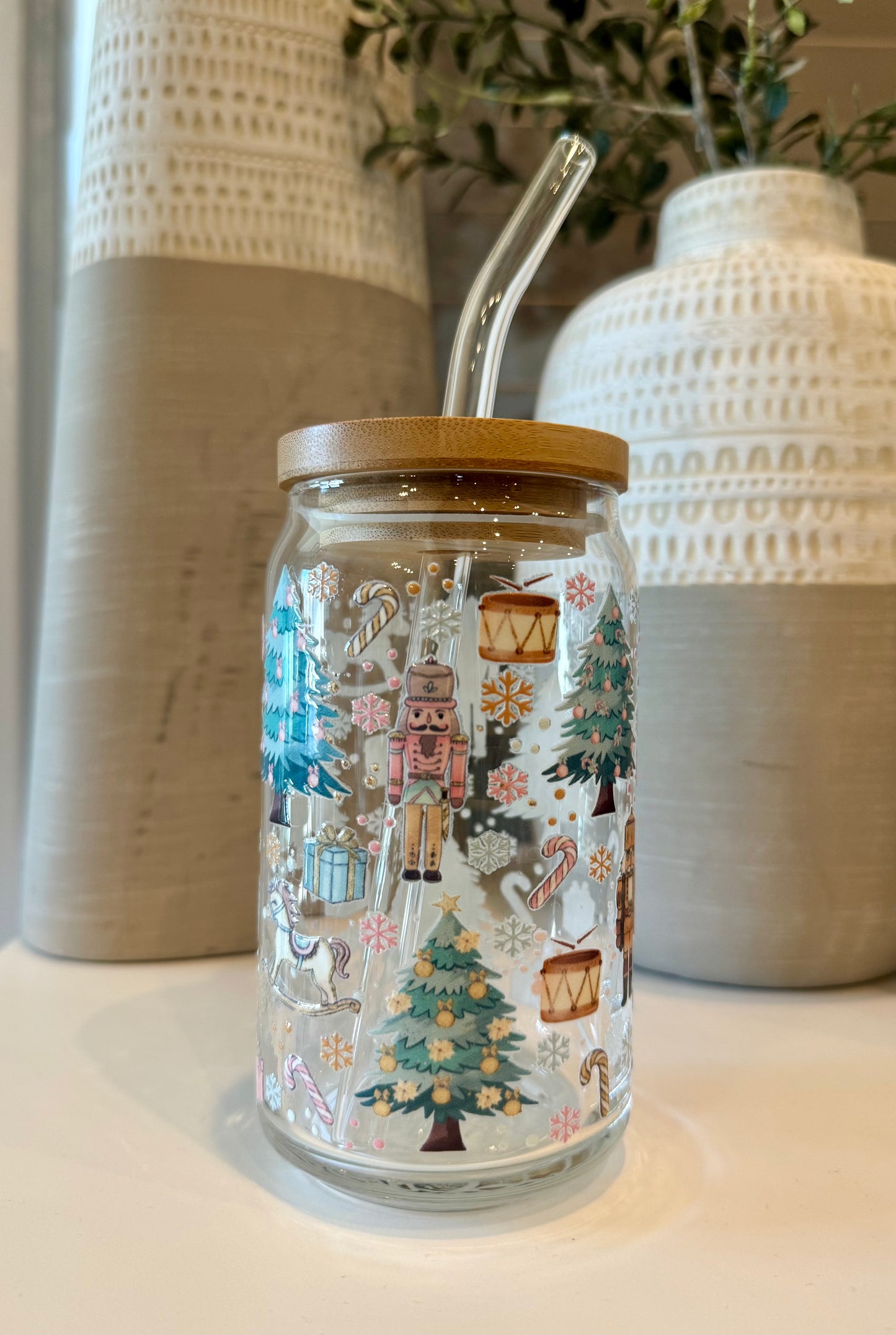 Nutcracker 16oz Libbey Glass with Lid and Straw