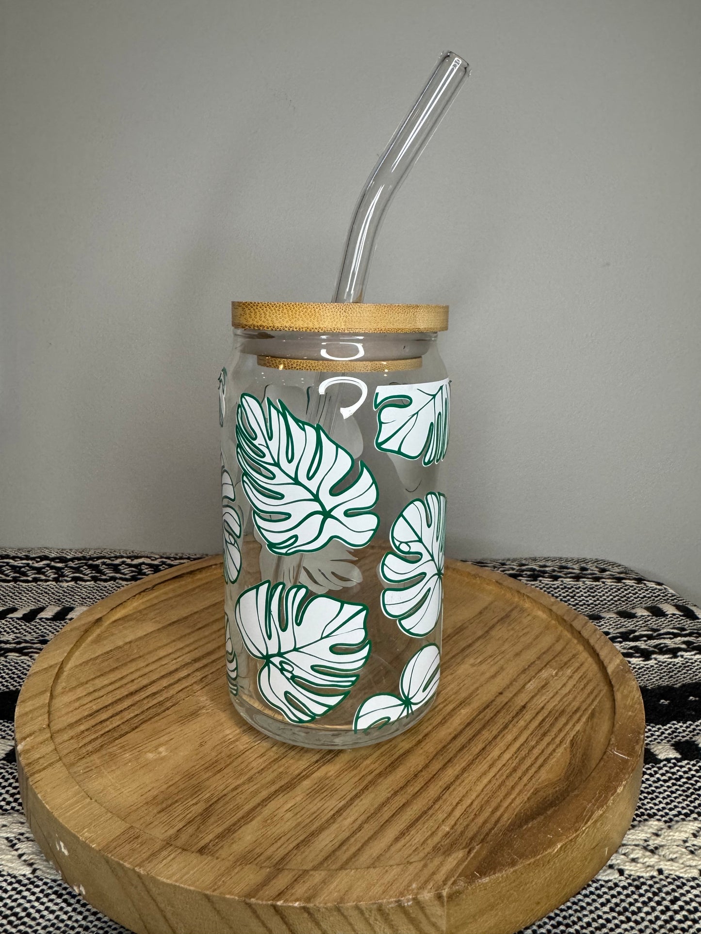 Monstera Libbey Glass with lid and straw